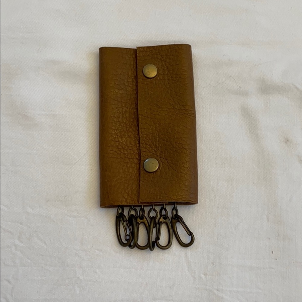 NWOT 6 Key Holder Genuine Leather Handmade Wallet Accessories